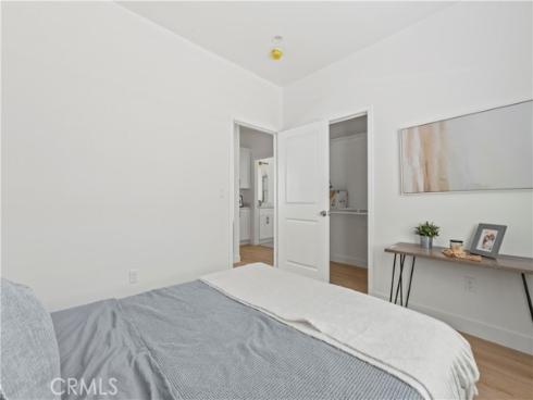 1056  Walter   Avenue, Tustin, CA