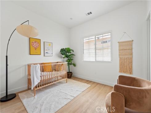 1056  Walter   Avenue, Tustin, CA