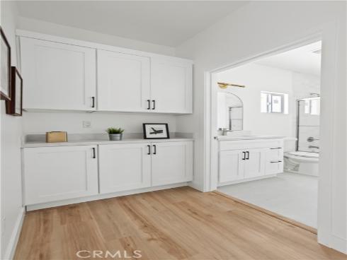 1056  Walter   Avenue, Tustin, CA