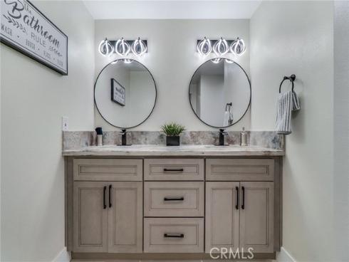 1381  Penrith  , Tustin, CA