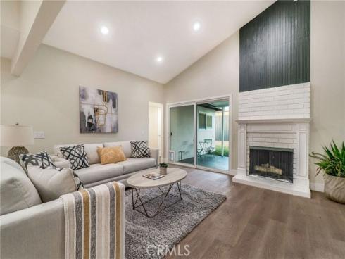 1381  Penrith  , Tustin, CA