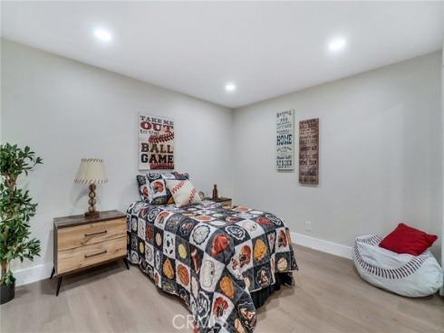 1381  Penrith  , Tustin, CA