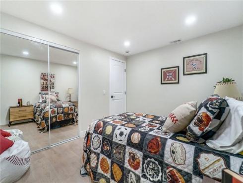 1381  Penrith  , Tustin, CA