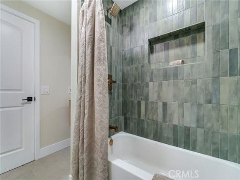 1381  Penrith  , Tustin, CA