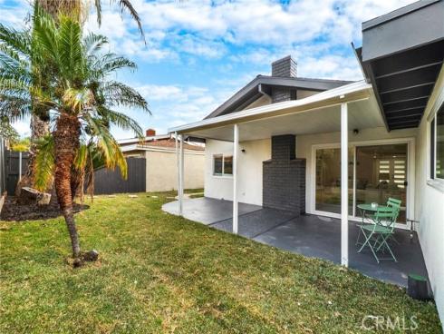 1381  Penrith  , Tustin, CA