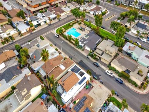 1381  Penrith  , Tustin, CA