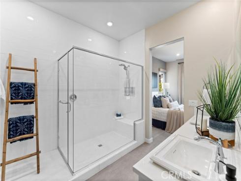 419  Transport  , Tustin, CA