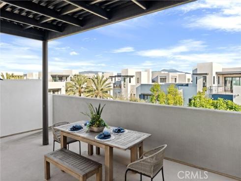 419  Transport  , Tustin, CA