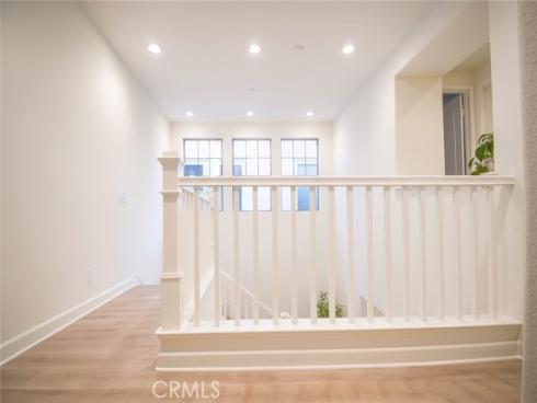 279  Barnes  , Tustin, CA