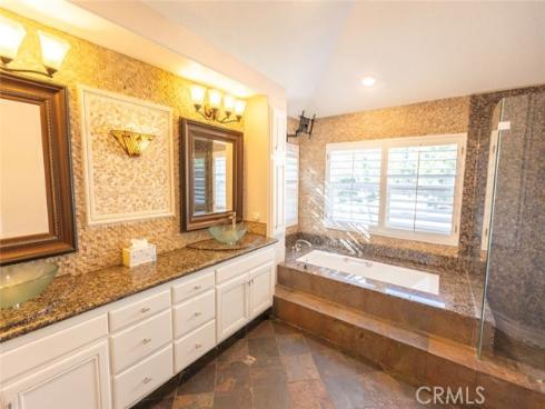 2605  Augusta  , Tustin, CA