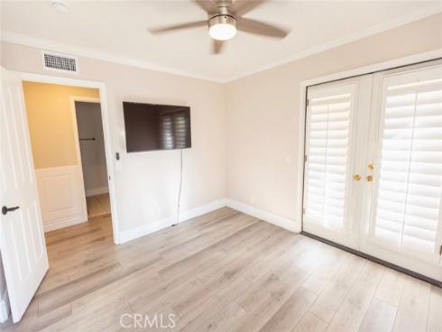 2605  Augusta  , Tustin, CA