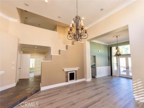 2605  Augusta  , Tustin, CA