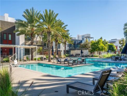 159  Waypoint  , Tustin, CA