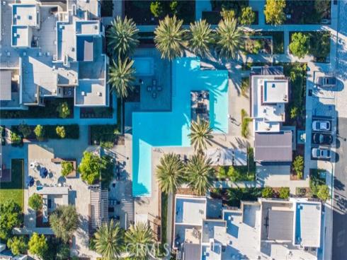 159  Waypoint  , Tustin, CA