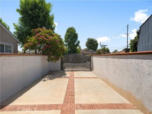 1621  Bryan  , Tustin, CA