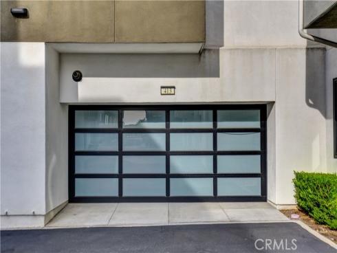 413  Transport  , Tustin, CA