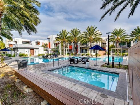 413  Transport  , Tustin, CA