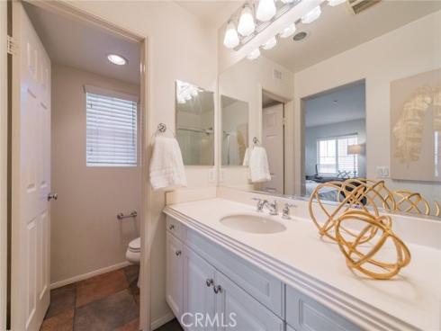 10  Flyers  , Tustin, CA