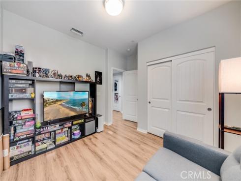 1865  Harvest  , Tustin, CA