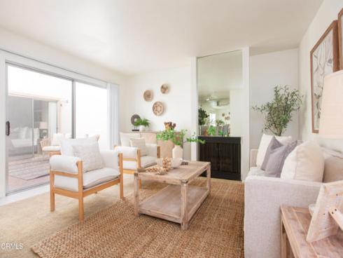 17516  Via Calma  39 , Tustin, CA