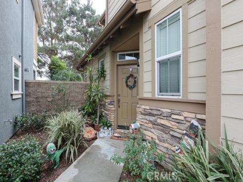 175 Zephyr run , Tustin, CA
