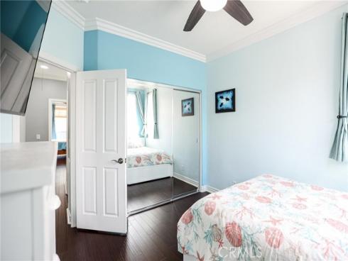 175 Zephyr run , Tustin, CA