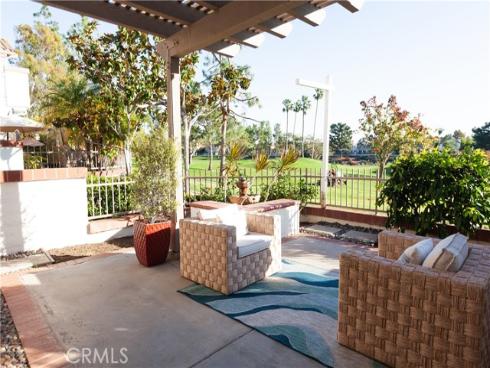 2340  Sunningdale  , Tustin, CA