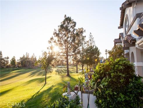 2340  Sunningdale  , Tustin, CA