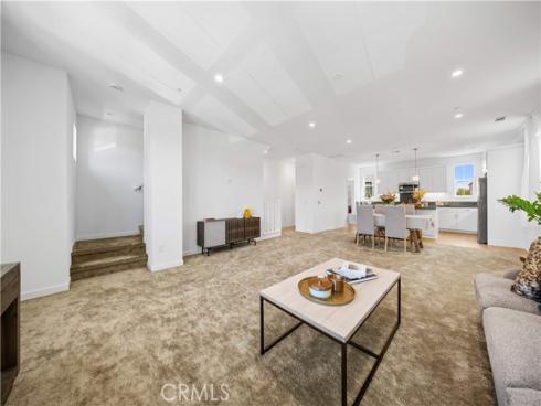 119 jessup , Tustin, CA