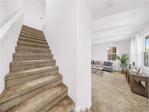 119 jessup , Tustin, CA