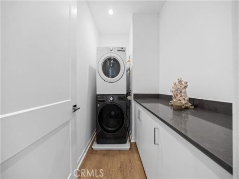 119 jessup , Tustin, CA