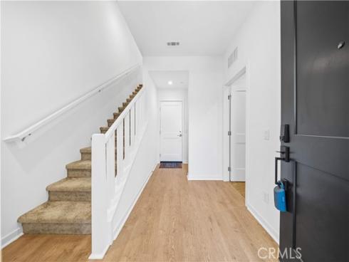 119 jessup , Tustin, CA