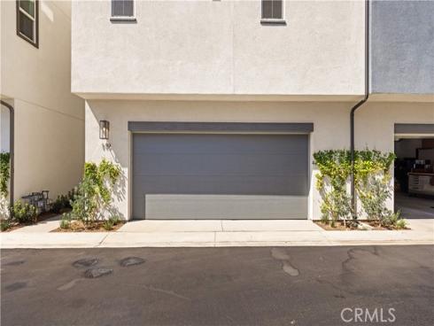 119  jessup  , Tustin, CA