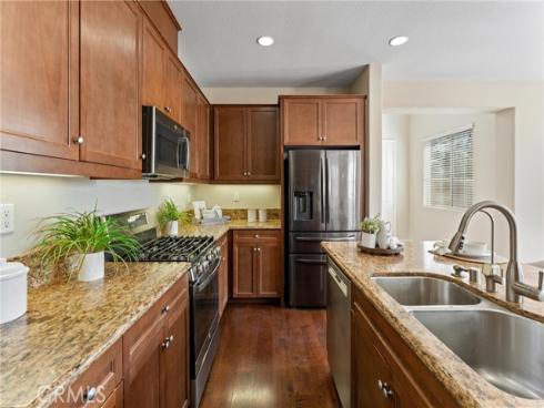 3229  Larkspur   Street, Tustin, CA