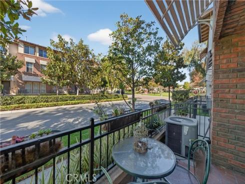 374 Aviator , Tustin, CA