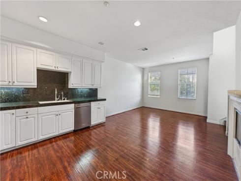 374 Aviator , Tustin, CA