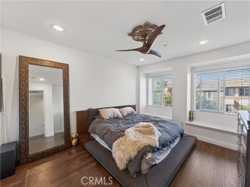 374 Aviator , Tustin, CA