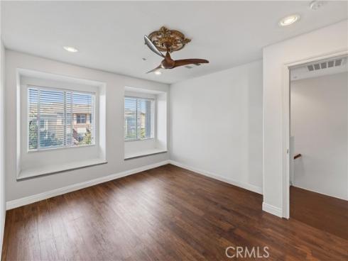 374 Aviator , Tustin, CA