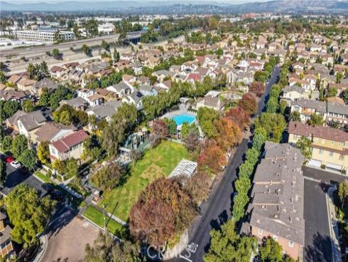 374 Aviator , Tustin, CA