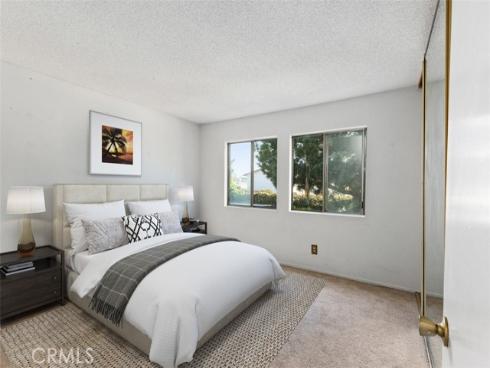 15502  Williams  O , Tustin, CA