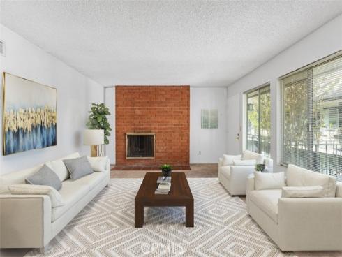 15502  Williams  O , Tustin, CA