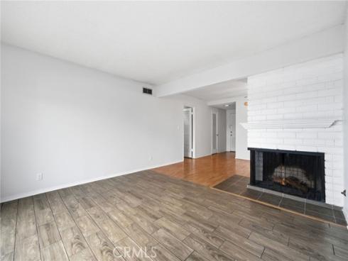 1076  Mitchell   Avenue, Tustin, CA