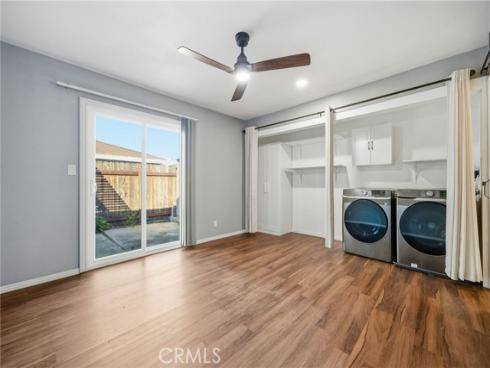 1076  Mitchell   Avenue, Tustin, CA