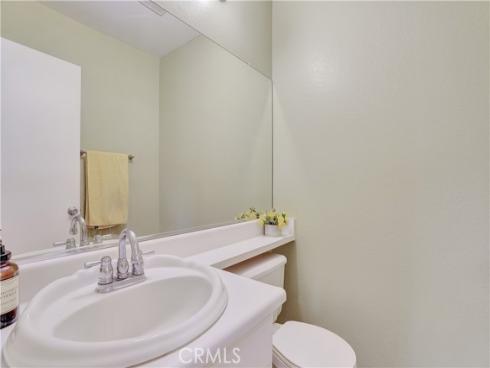 234  Gallery  , Tustin, CA