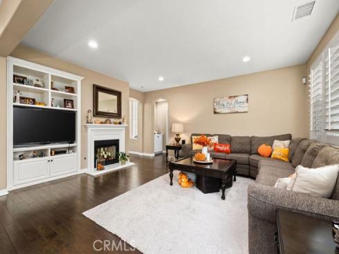 1470  Voyager  , Tustin, CA