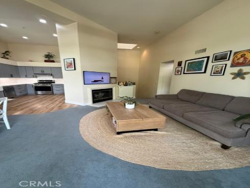 2737 Dietrich , Tustin, CA