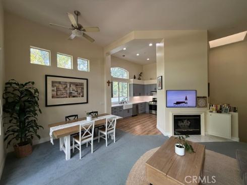 2737 Dietrich , Tustin, CA