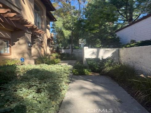 2737  Dietrich  , Tustin, CA