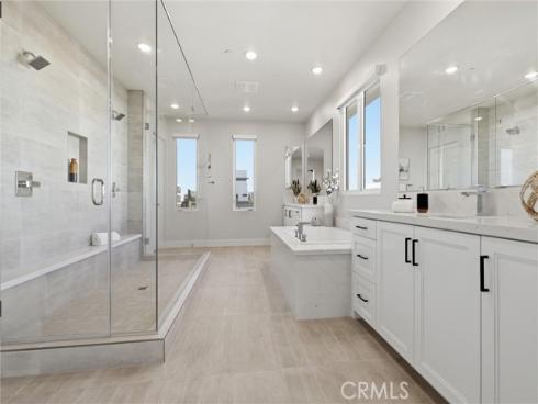 2122 Swaim Way, Tustin, CA