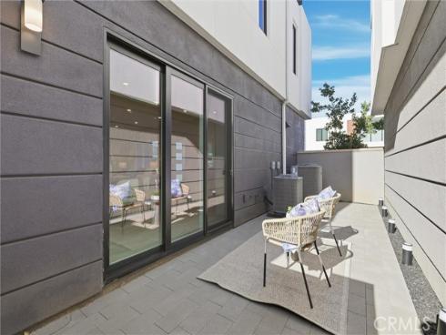 2122 Swaim Way, Tustin, CA